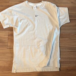 Nike woman’s oversized Off-White Crewneck T-Shirt with Small Black Swoosh
